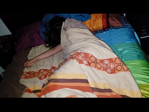 ❤️ Stepson ap reprimande jenn bèlmè li pandan l ap dòmi. Videyo fout nan pònografi ht.com-fullporner.ru ❌️